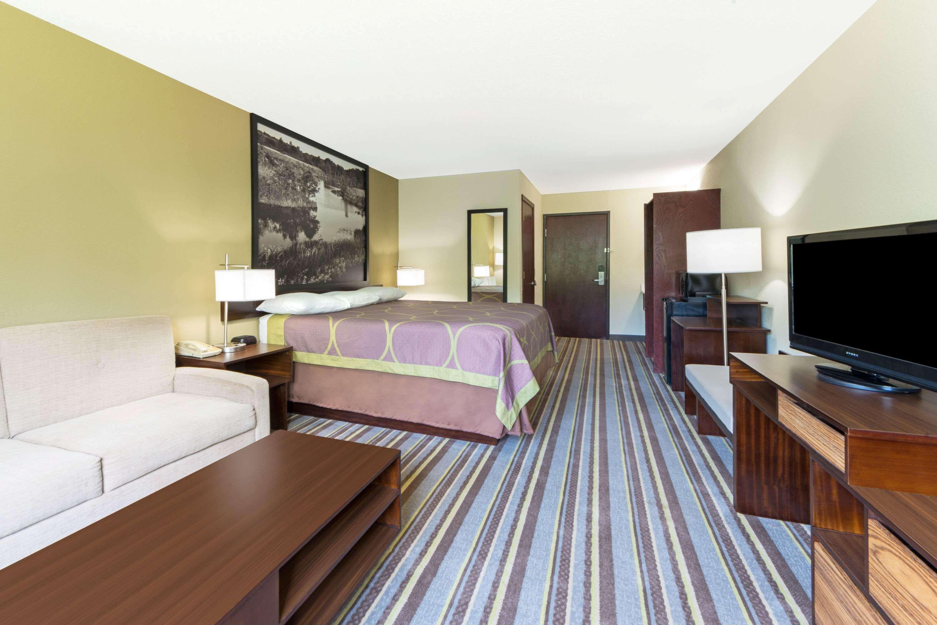 Super 8 By Wyndham Perry Hotel Buitenkant foto