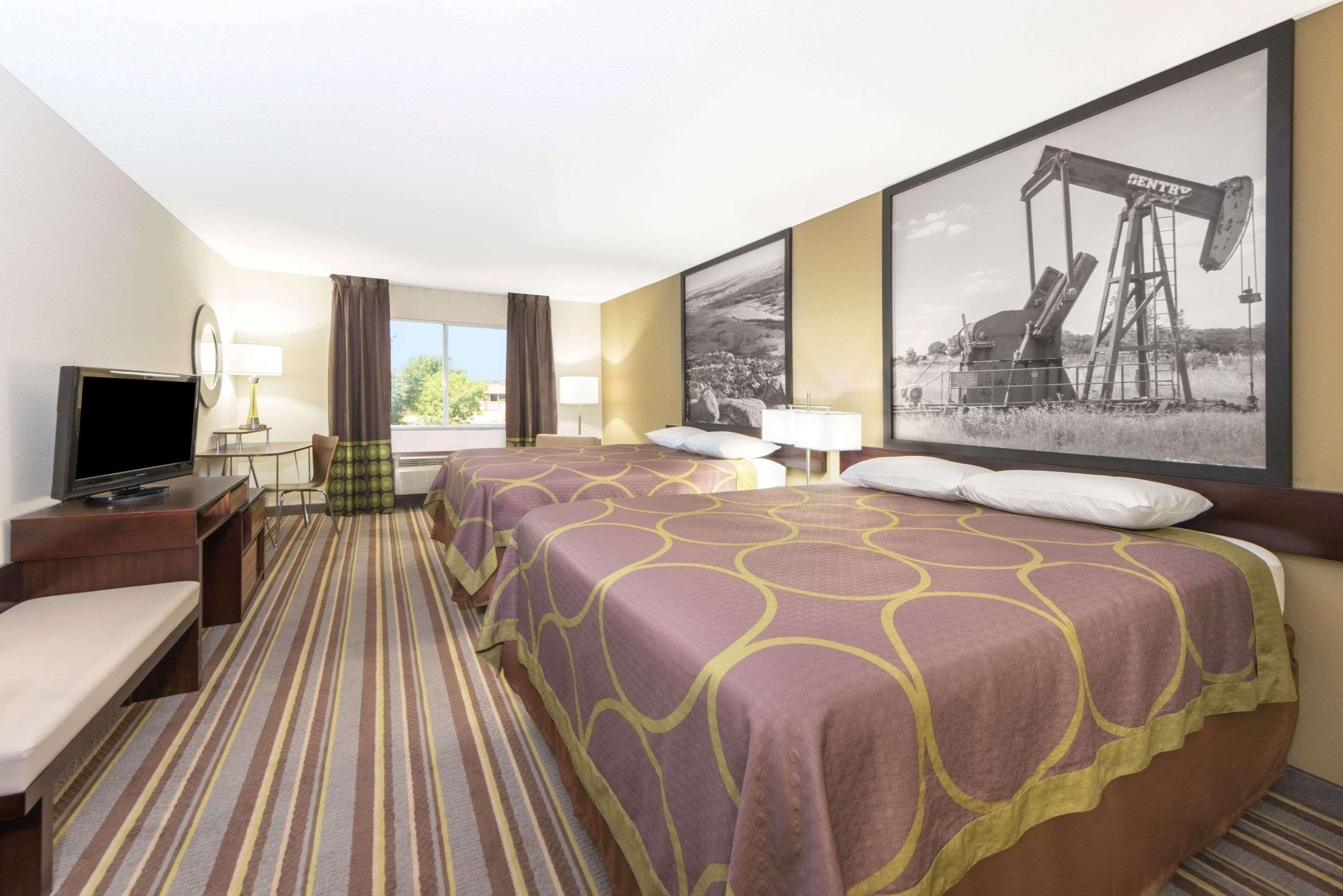 Super 8 By Wyndham Perry Hotel Buitenkant foto