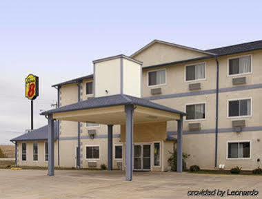 Super 8 By Wyndham Perry Hotel Buitenkant foto